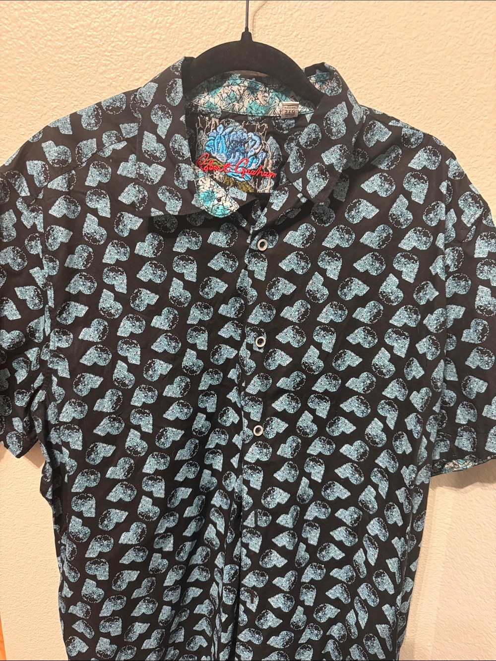 Robert Graham Black Short-Sleeve Button-Up Shirt with Teal Print